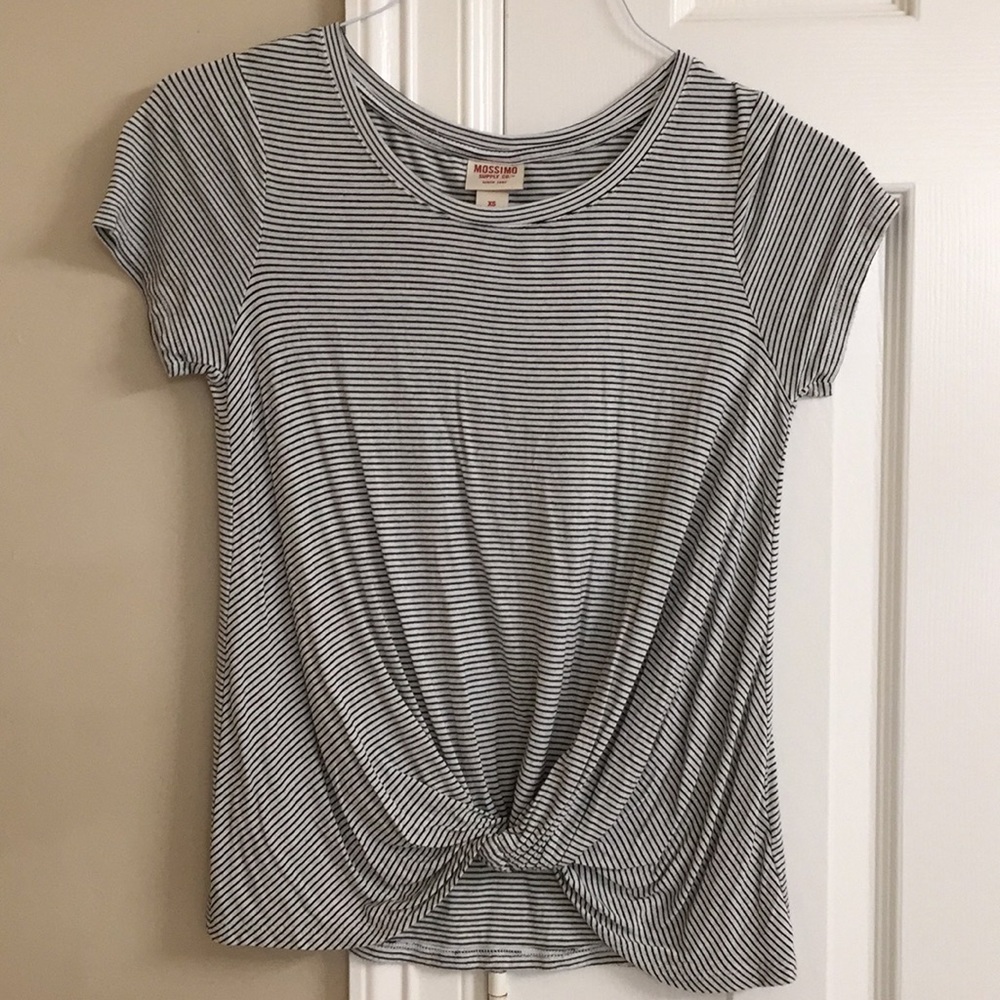 Twist front top